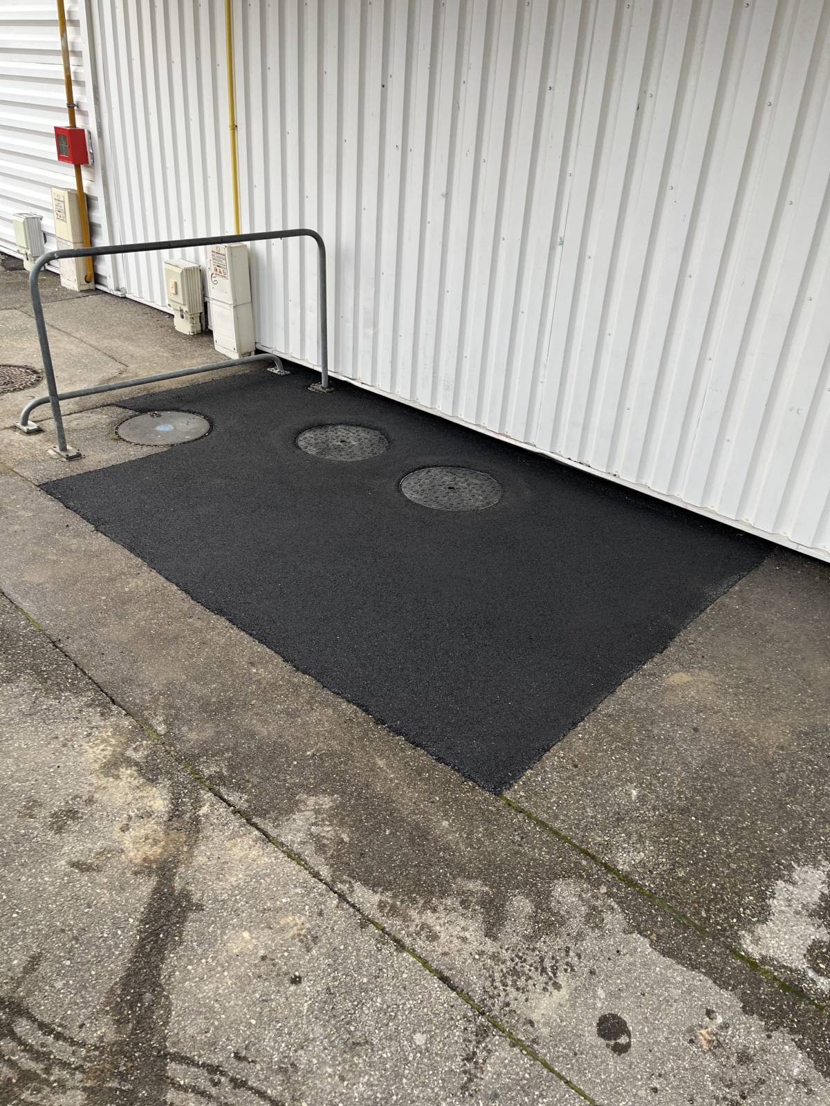 Pro inter Wittenheim : démolision, ouverture de tranchées, assainissement, enrobé , caniveau inox , dallage, béton Lingolsheim 6