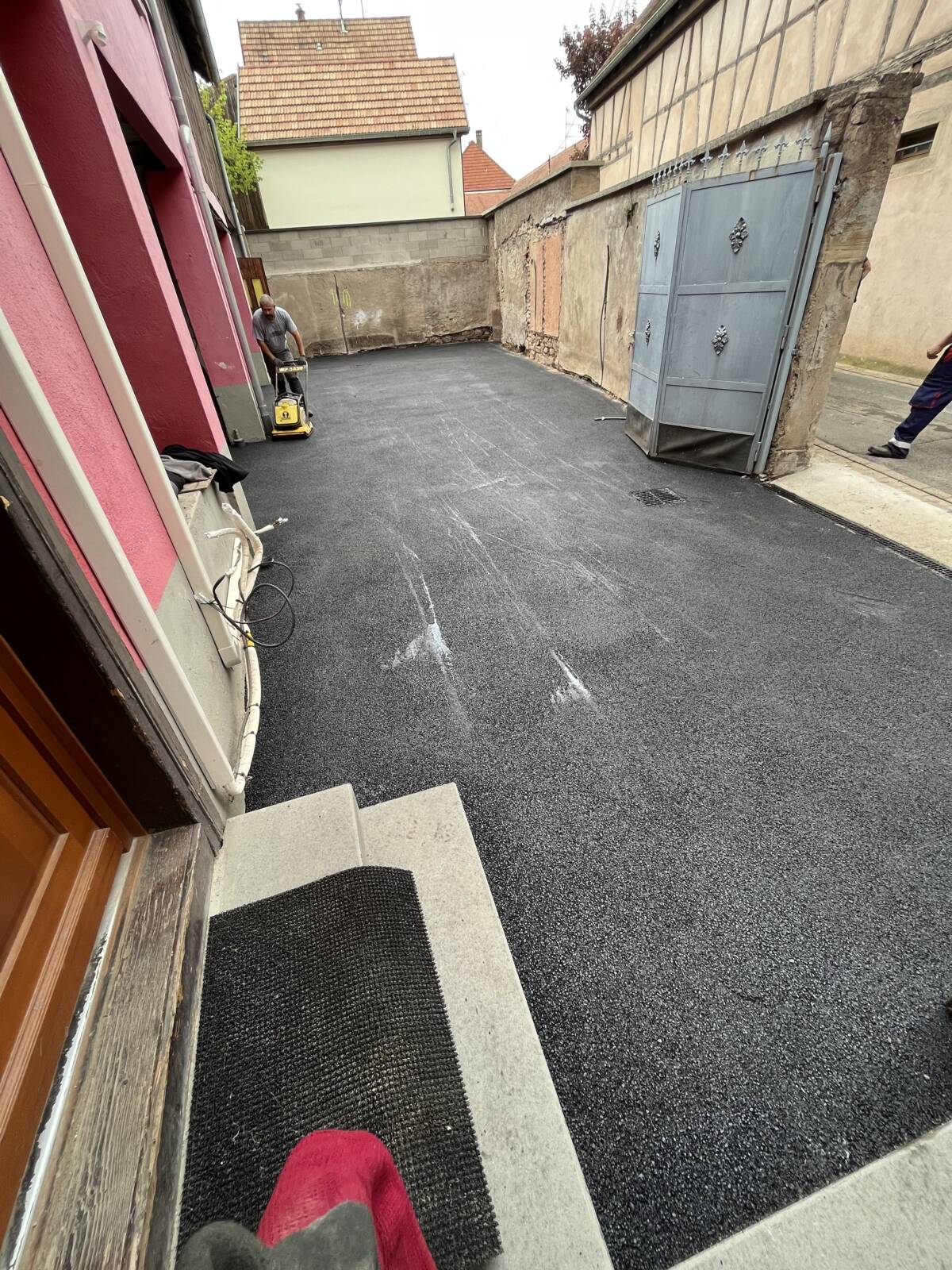 Chantier ROSHEIM terrassement / marche bloc / palissades / enrobé / macadam / caniveau / assainissement / pavage Bischheim 3