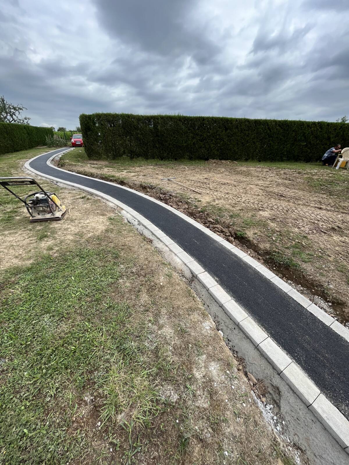 Chantier bernardswiller Terrassement / bordure / fil pavés / mur L / assainissement / enrobé / macadam Brumath 0