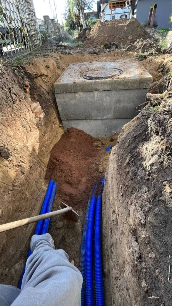 Mise en place d&#8217;un regard compteur d&#8217;eau pour 5 logements à Niedernai : Terrassement / regard / PE eau potable / gaine fourreau tpc / grillage avertisseur Saverne 6