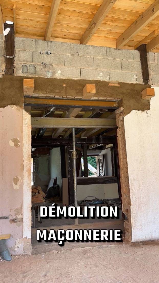 Chantier Niedernai : Gros chantier de démolition intérieur / maçonnerie / IPN / linteau Lingolsheim 1