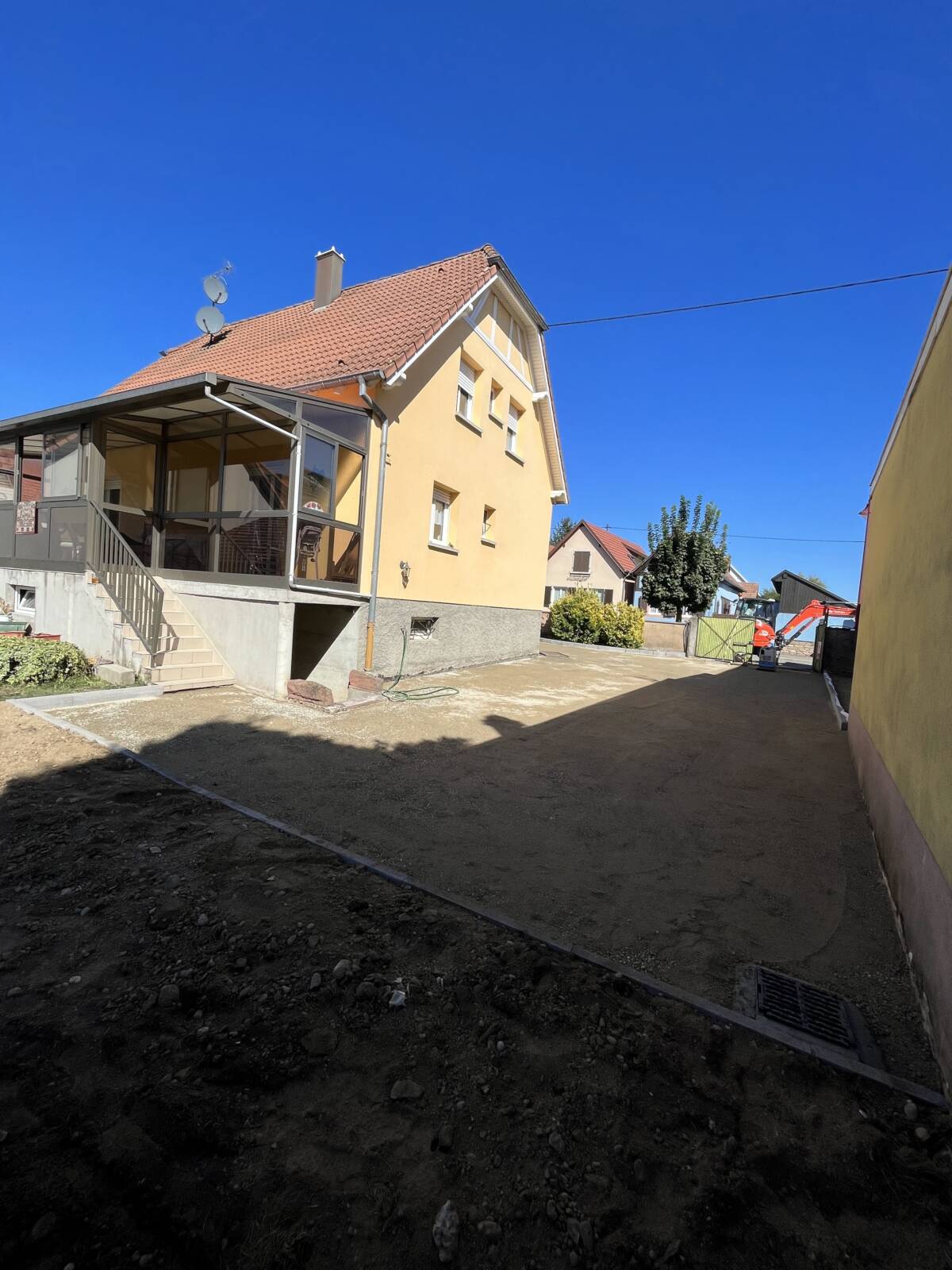 Terrassement / bordure / dalle / macadam / enrobé / fil pavés Ostwald 5
