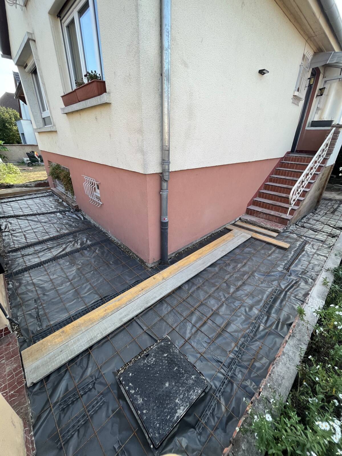 Démolition dalle / réparation de tout l&#8217;assainissement / dalle béton / terrassement Sélestat 1