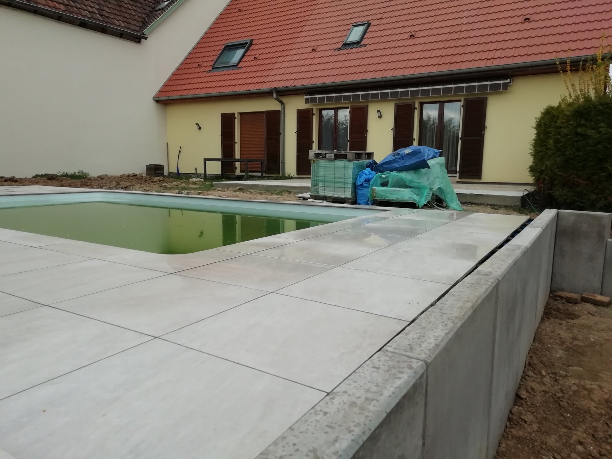 Quand refaire les joints d&rsquo;un dallage ext&eacute;rieur ? H&oelig;nheim